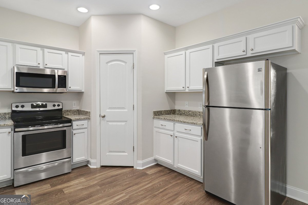 705 Ferguson Lane Richmond Hill - Photo 6