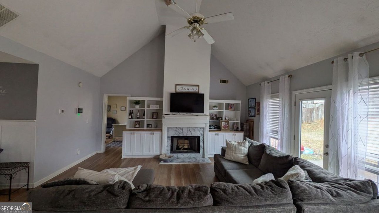 230 Overlook Drive Covington - Photo 1