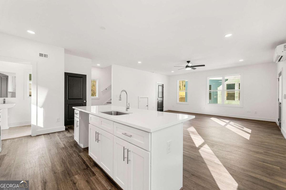 1092 Wedgewood Drive Atlanta - Photo 10