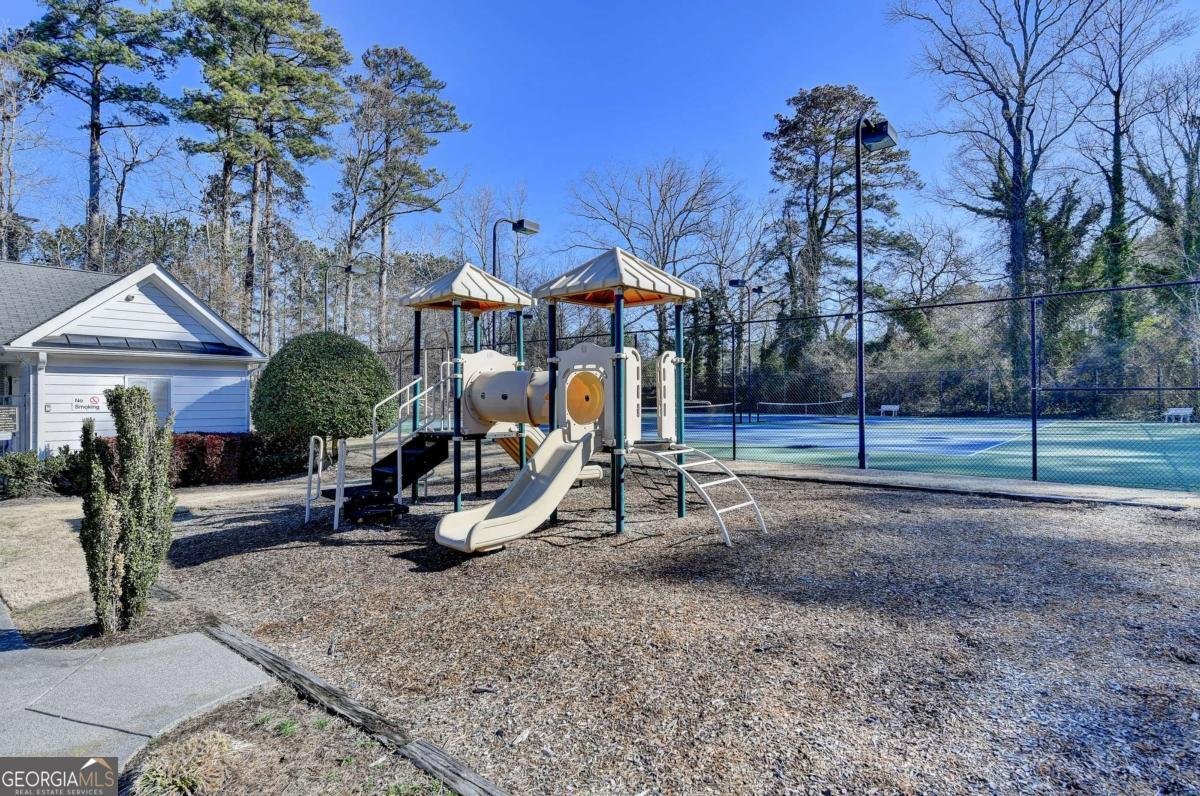 653 Prada Ct Lawrenceville - Photo 64