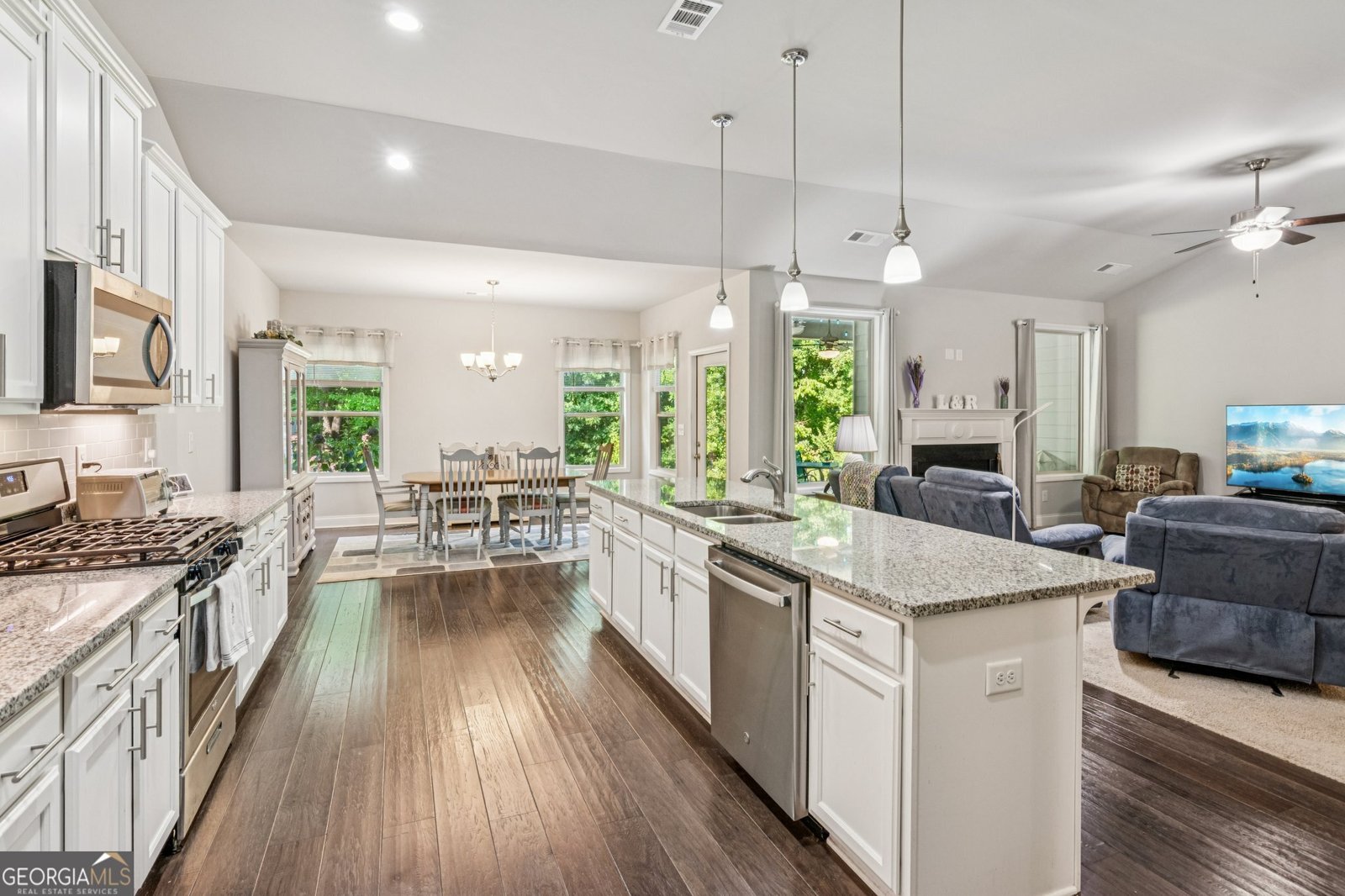 221 Charlotte Drive Hoschton - Photo 13