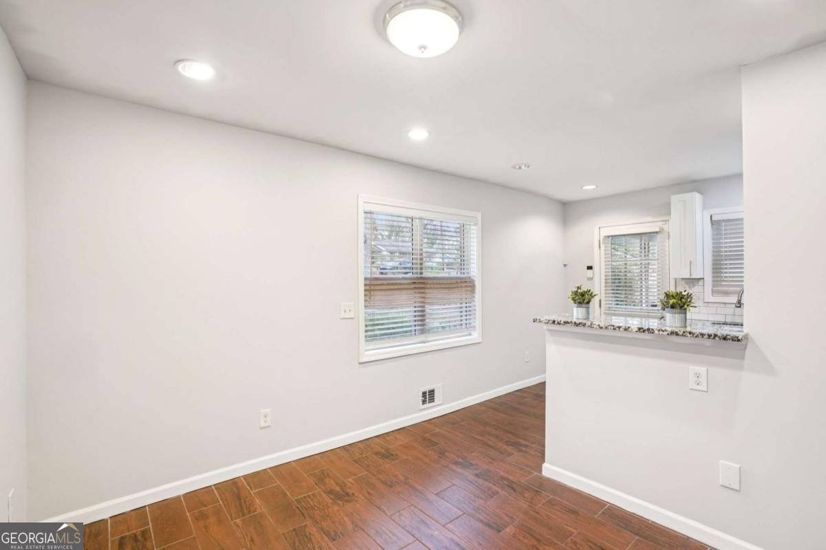 209 Harper Road Atlanta - Photo 8