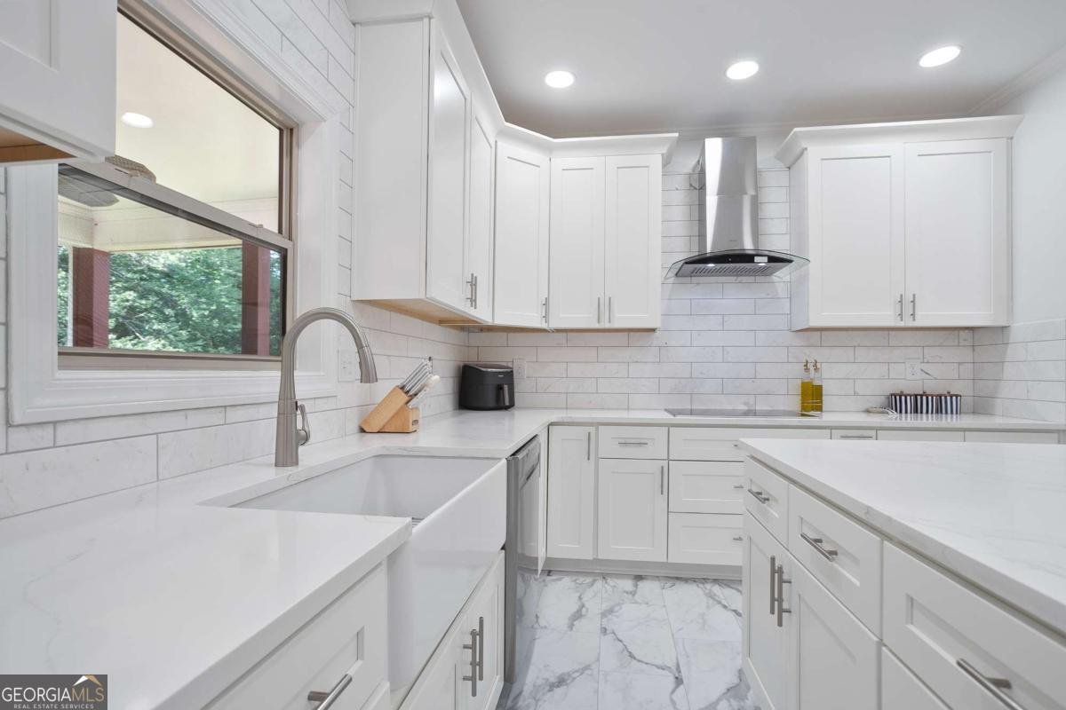 785 Streamview Way Alpharetta - Photo 6