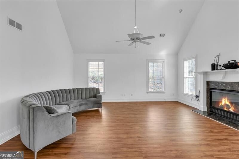 480 Young James Circle Stockbridge - Photo 8