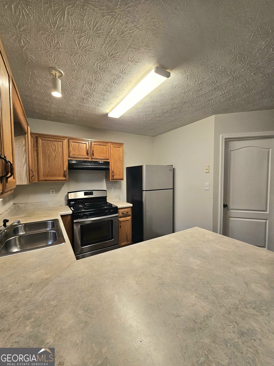 3010 Fields Drive Lithonia - Photo 6