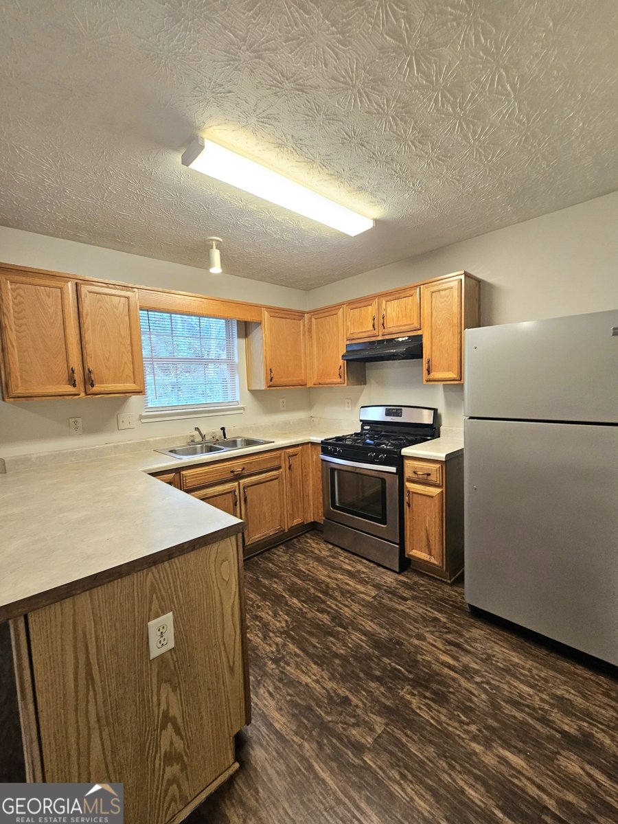 3010 Fields Drive Lithonia - Photo 8