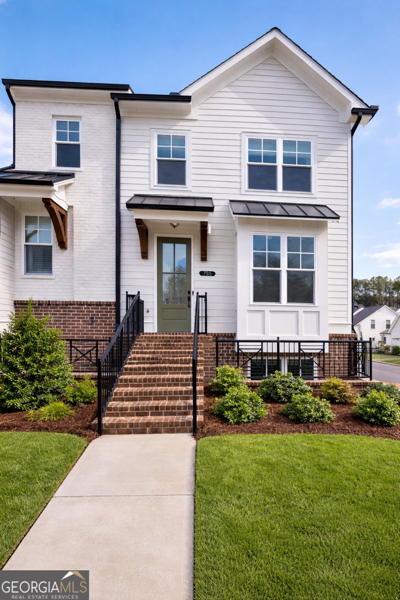 765 Green Sapling Trail Suwanee - Photo 1