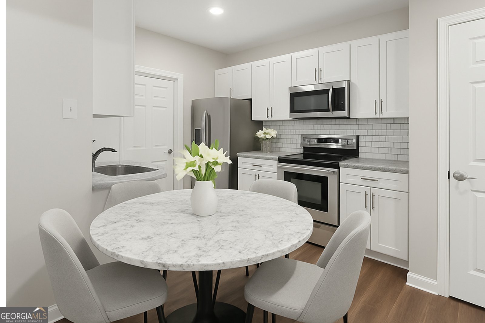 1250 Parkwood Circle Atlanta - Photo 6