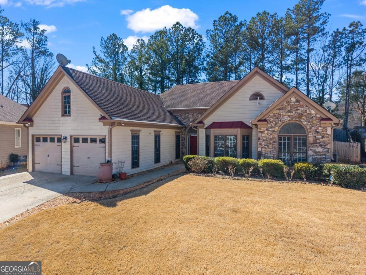 3030 Northcliff Drive Suwanee - Photo 1