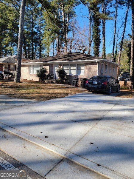 2907 Sylvan Road East Point - Photo 1