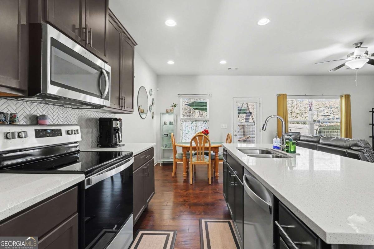 5199 Madeline Place Stone Mountain - Photo 11