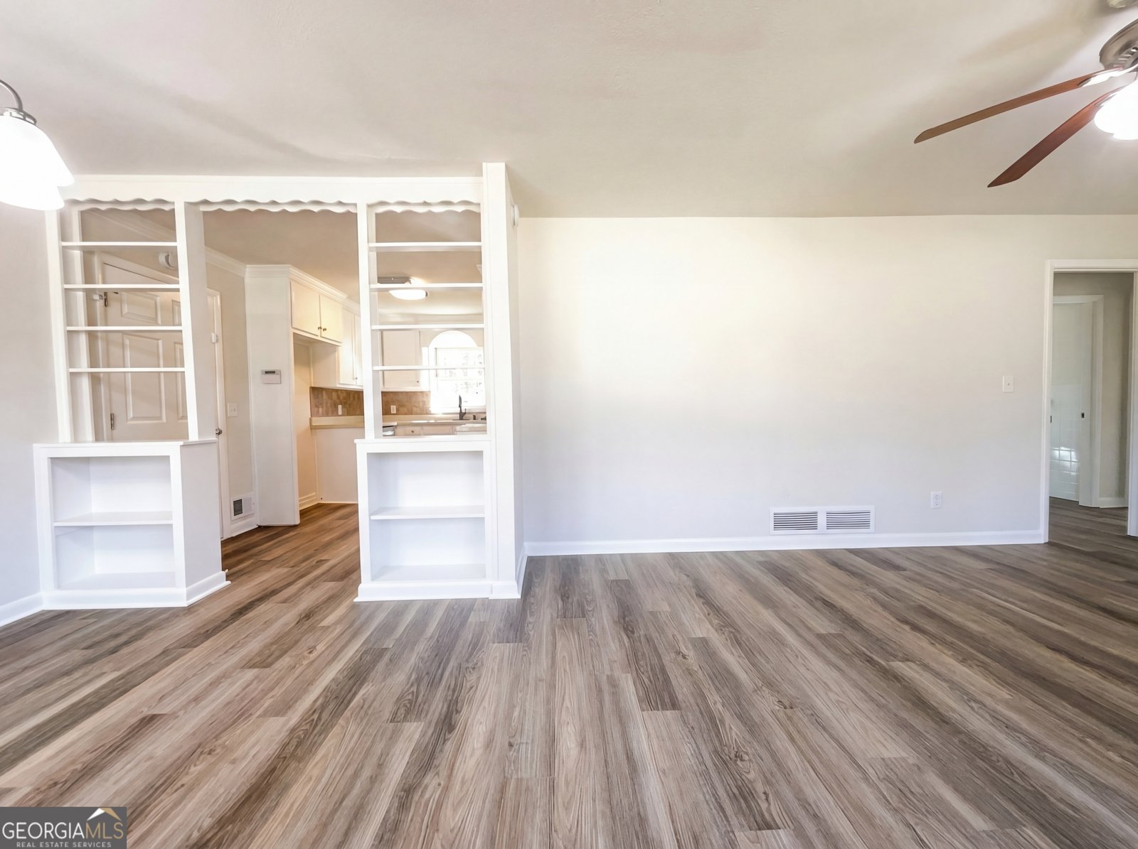 1325 Hidden Circle Drive Sugar Hill - Photo 9