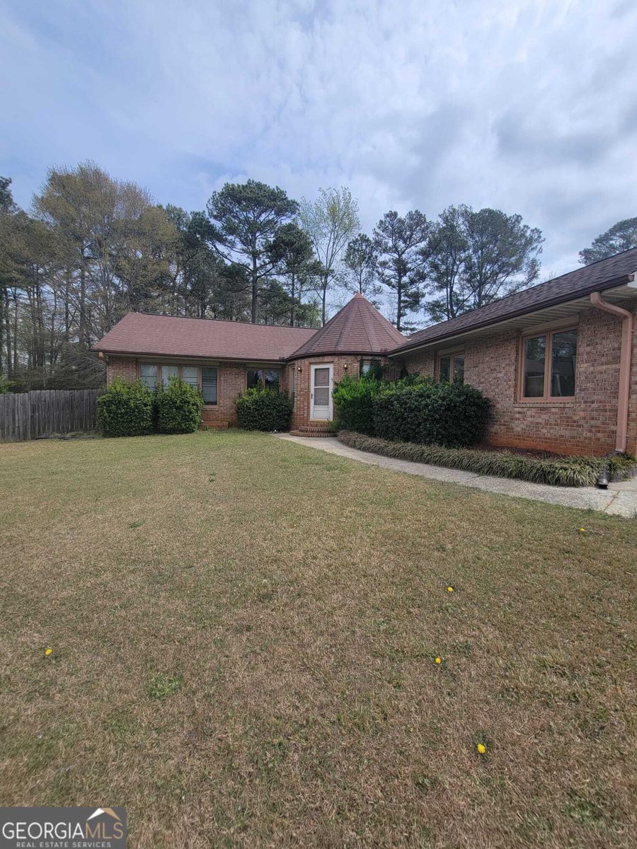 3348 Concord Corner Conyers - Photo 1