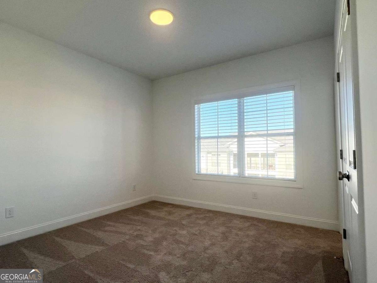 617 Millcroft Boulevard Buford - Photo 17