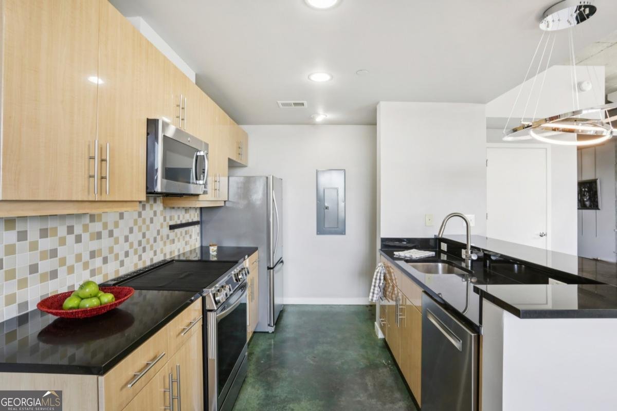 335 Ponce De Leon Avenue Decatur - Photo 12