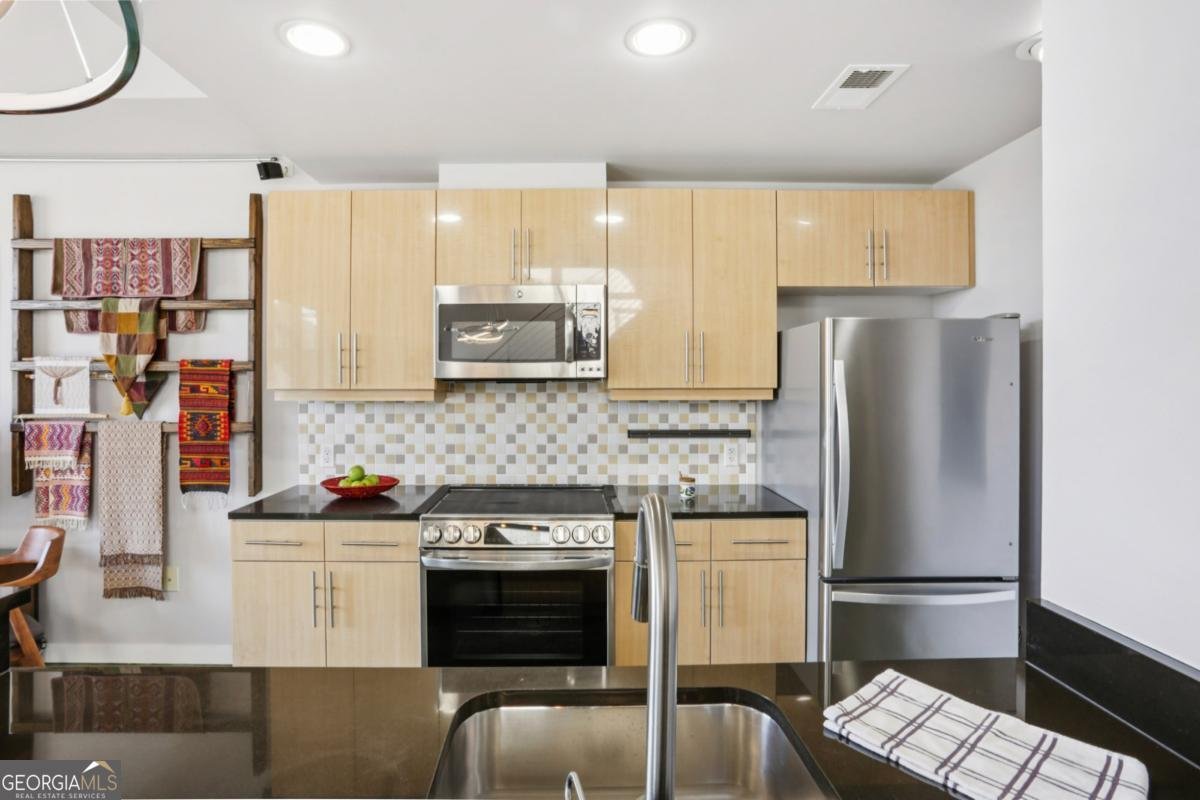 335 Ponce De Leon Avenue Decatur - Photo 13