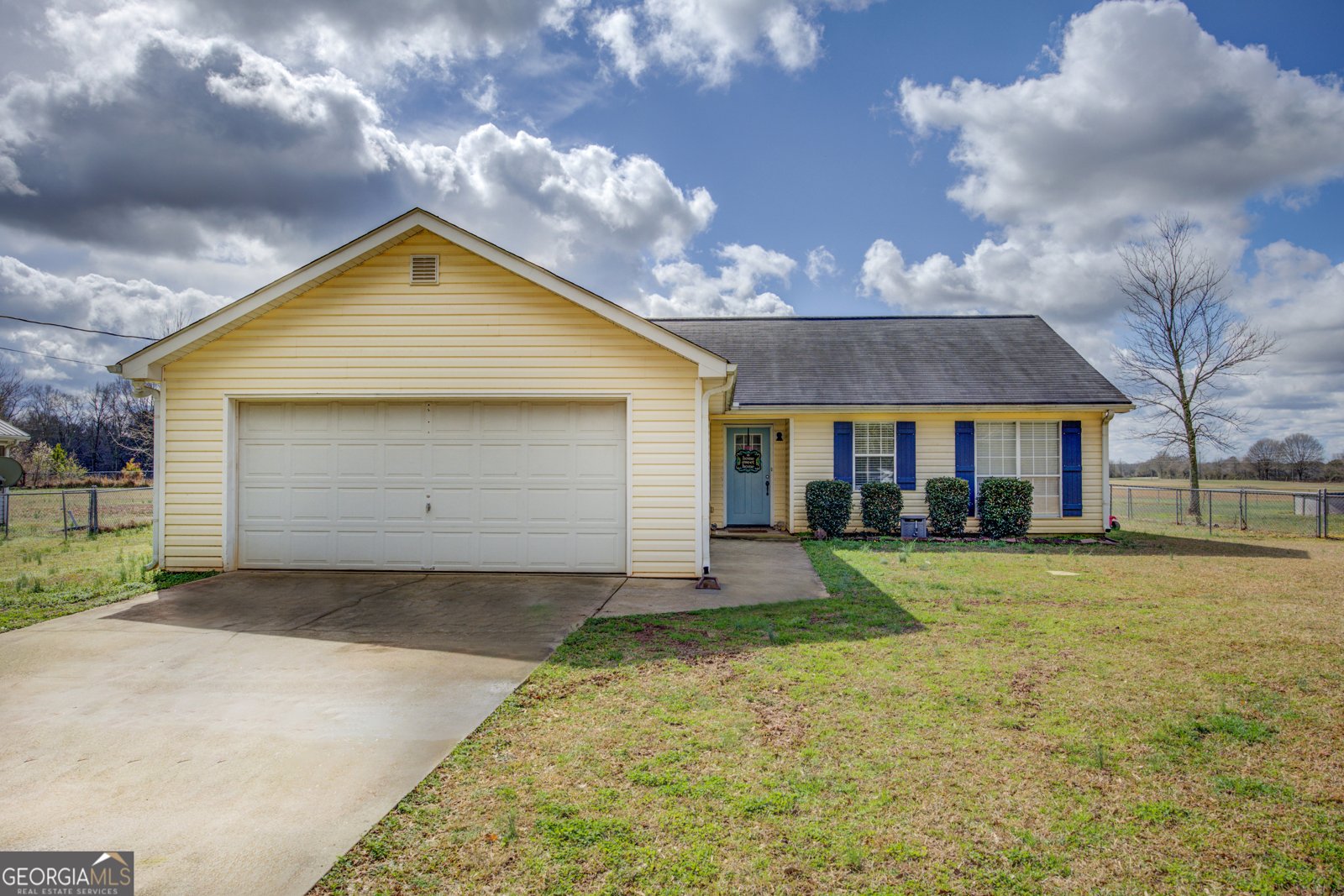 401 White Street Mansfield - Photo 1