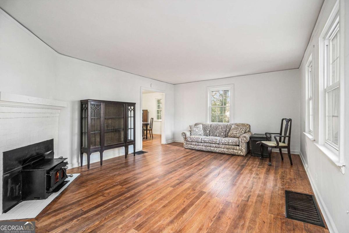 814 Jolly Avenue Clarkston - Photo 6