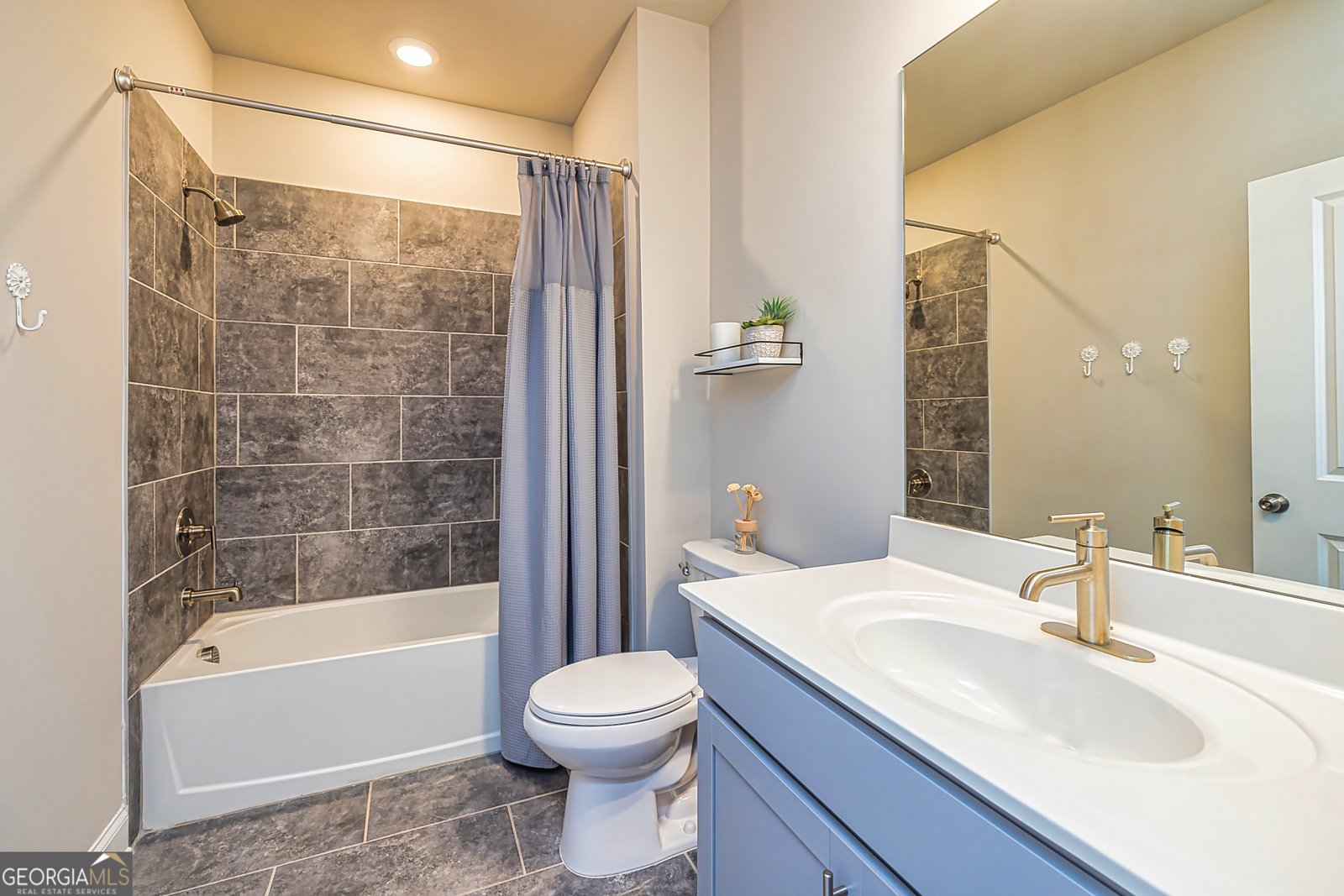 565 Timberbrook Drive Sharpsburg - Photo 9