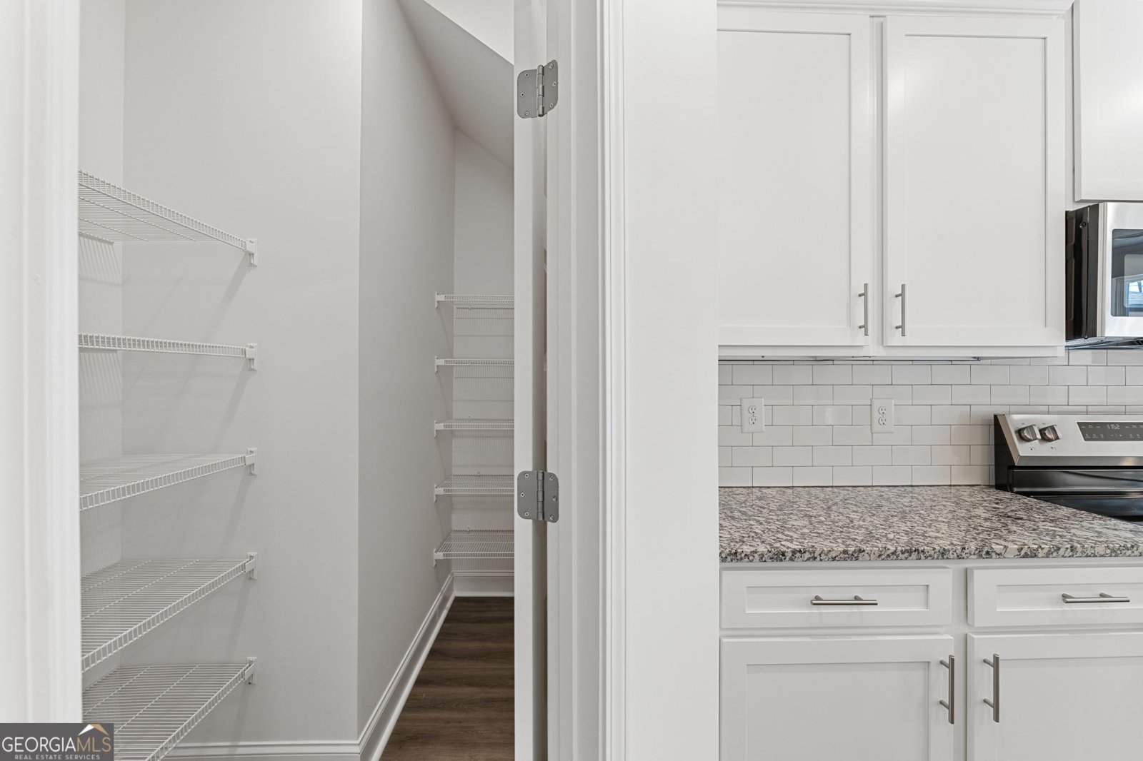 5611 Chickory Drive Flowery Branch - Photo 10