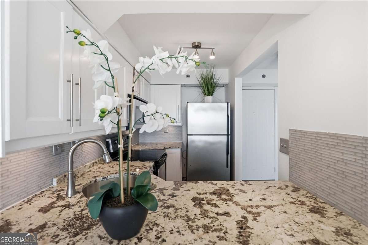 2870 PHARR CT S Atlanta - Photo 12