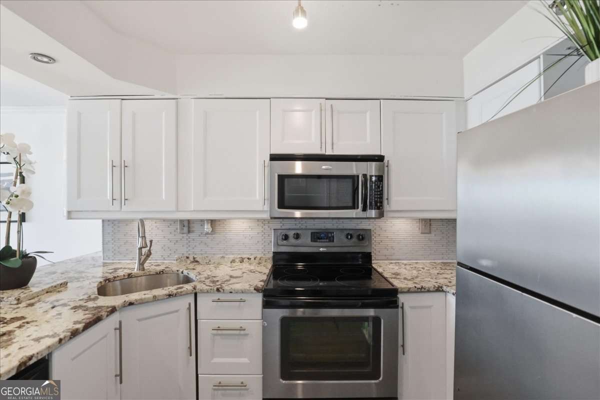 2870 PHARR CT S Atlanta - Photo 8