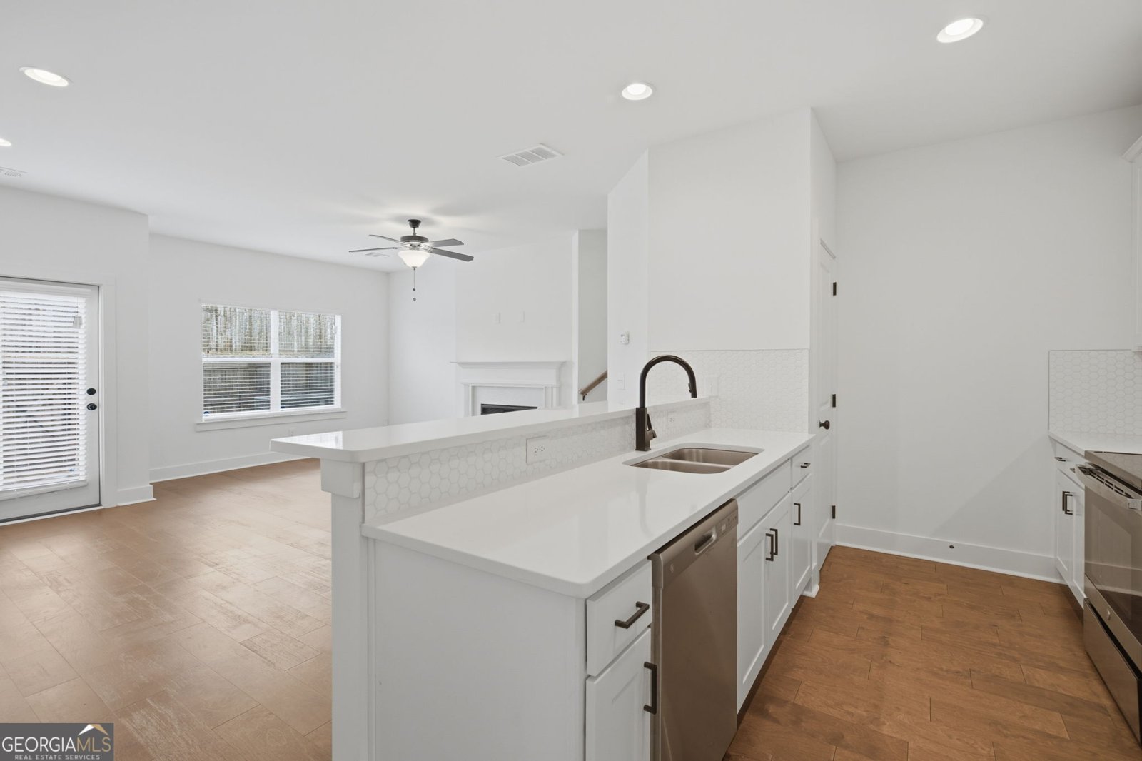 6400 Shalks Crossing Drive Lithonia - Photo 11