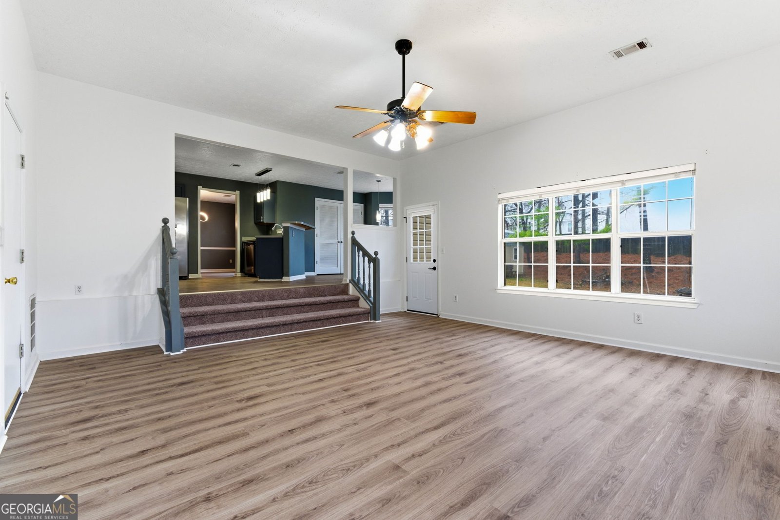 281 Fox Run Loganville - Photo 13