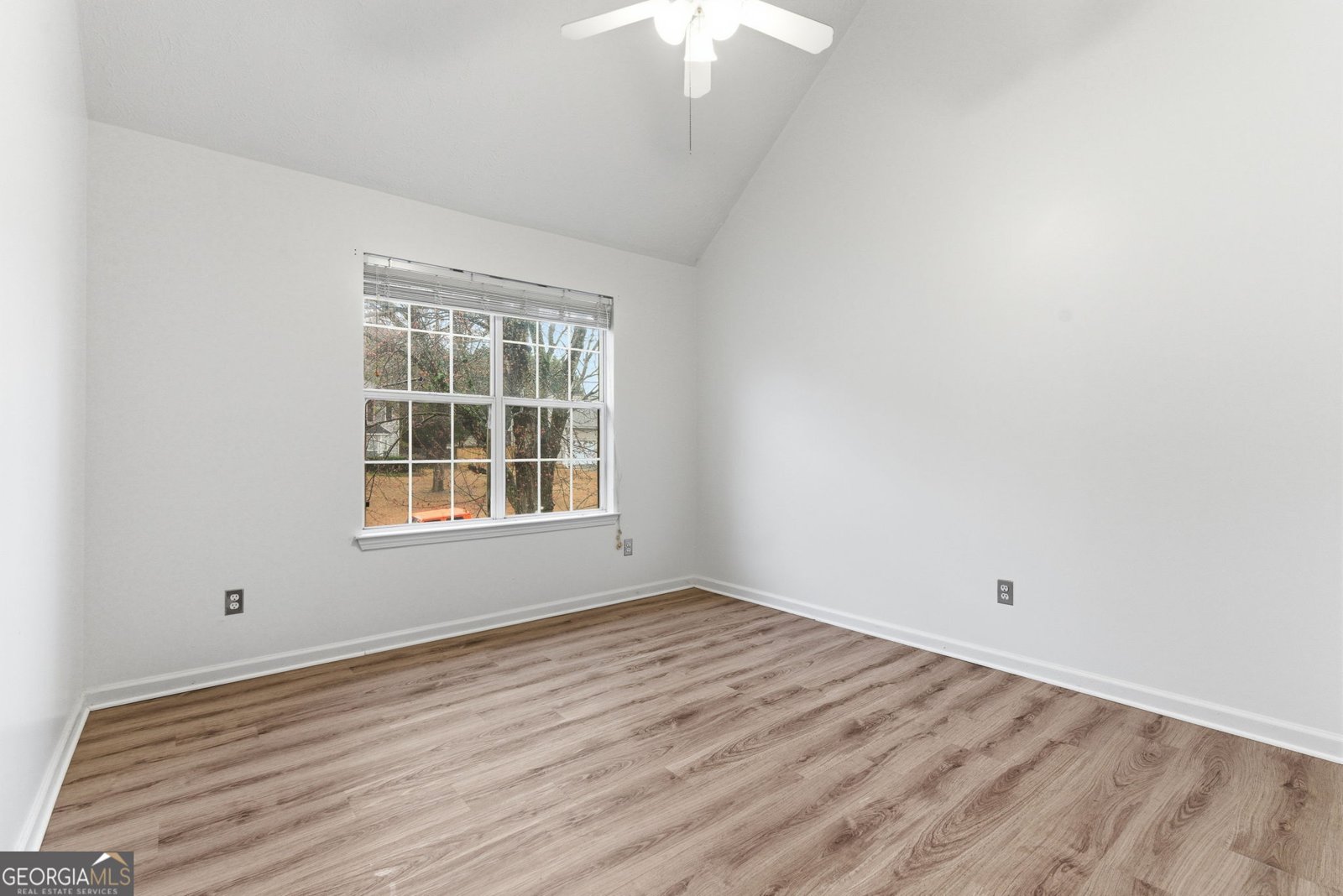 281 Fox Run Loganville - Photo 17