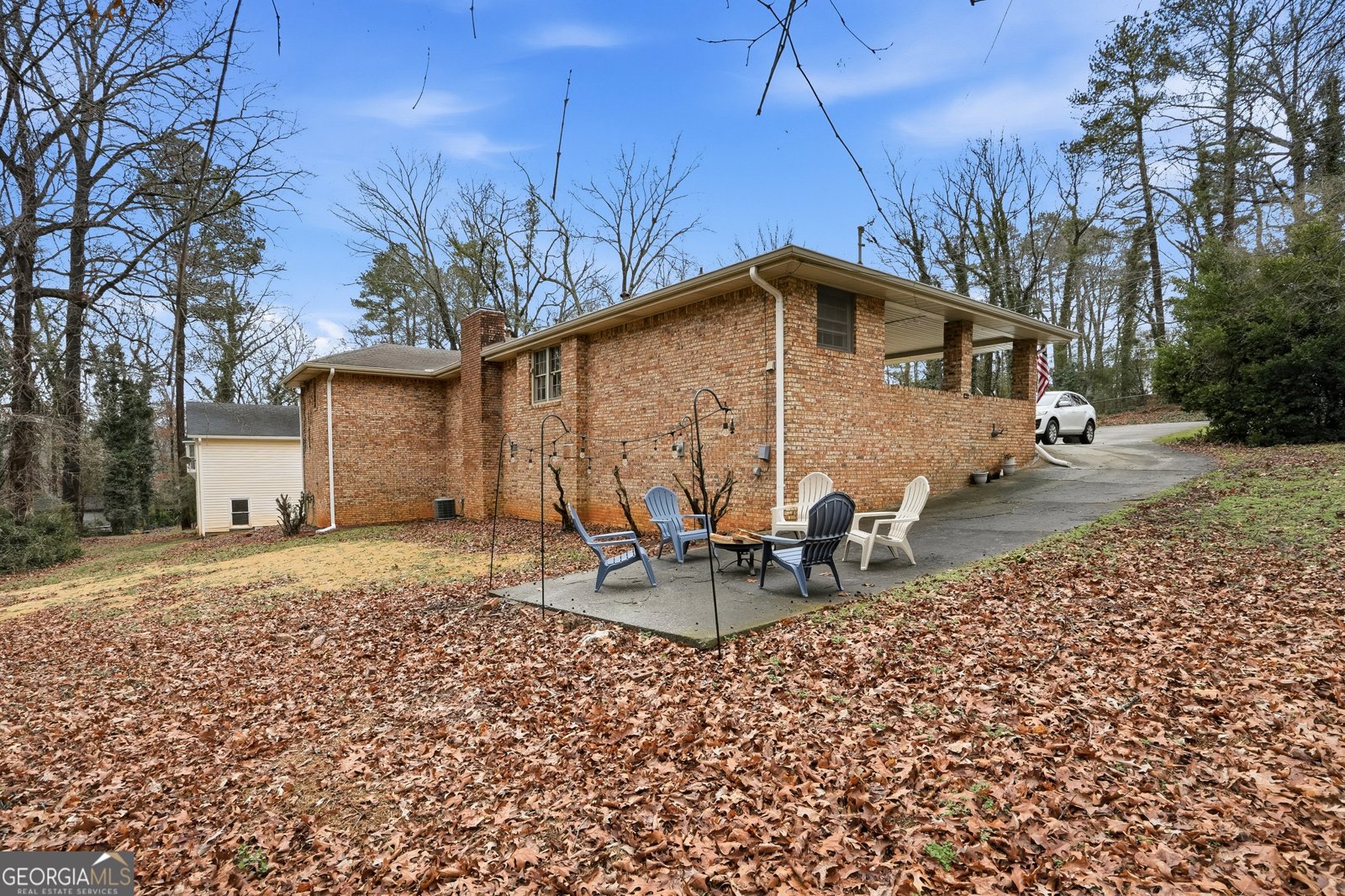 552 Ben Court Lilburn - Photo 1