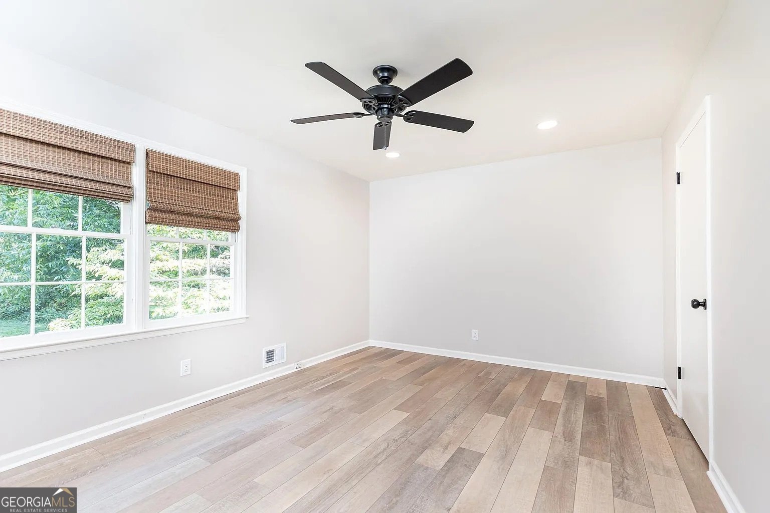 729 Osco Parkway Woodstock - Photo 22