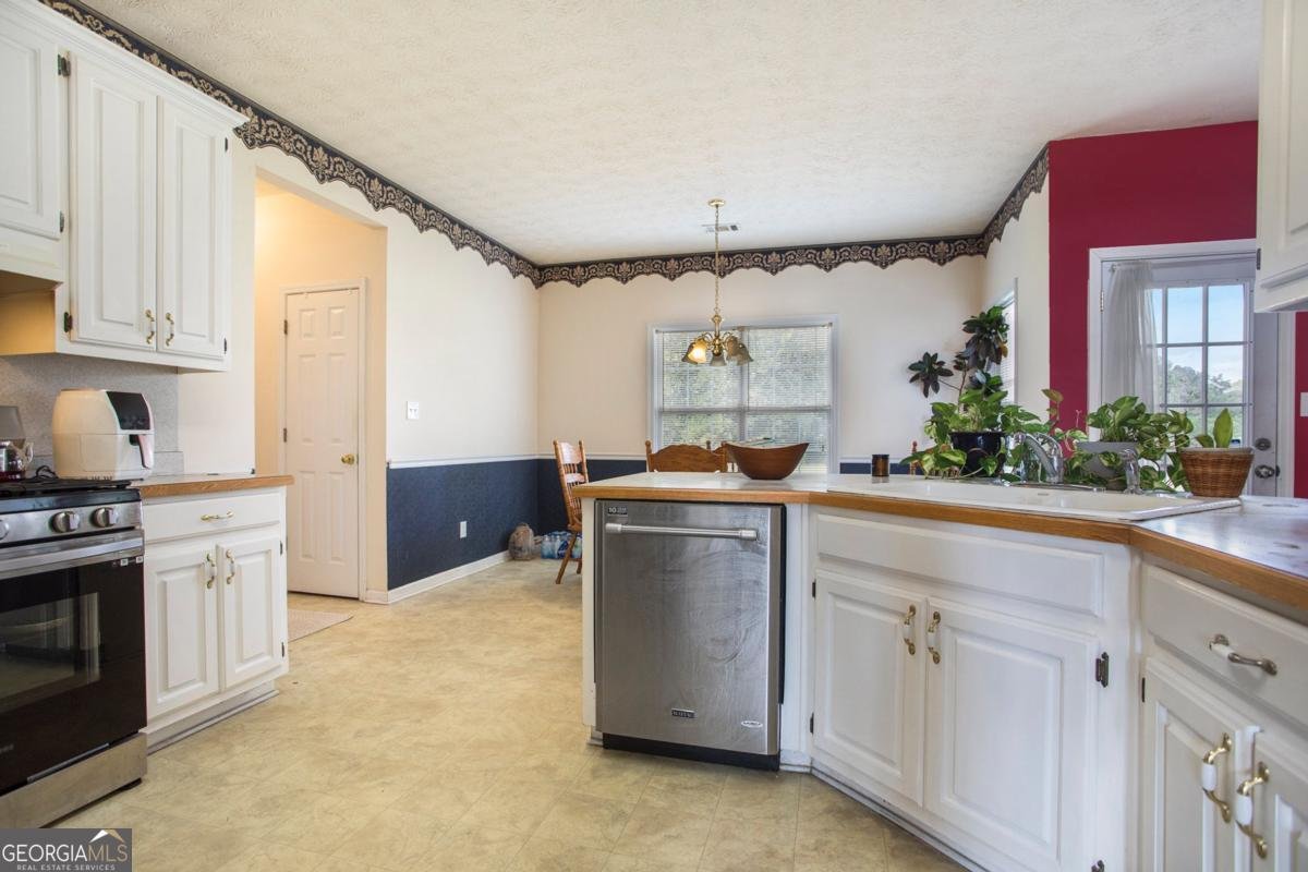 252 Essex Place Ellenwood - Photo 15