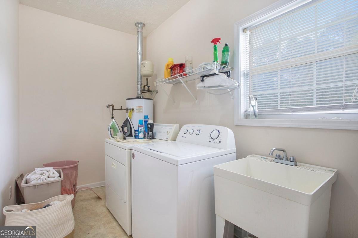 252 Essex Place Ellenwood - Photo 18