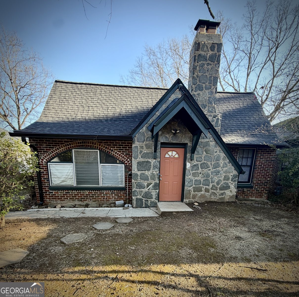 984 Woodbourne Drive Atlanta - Photo 1