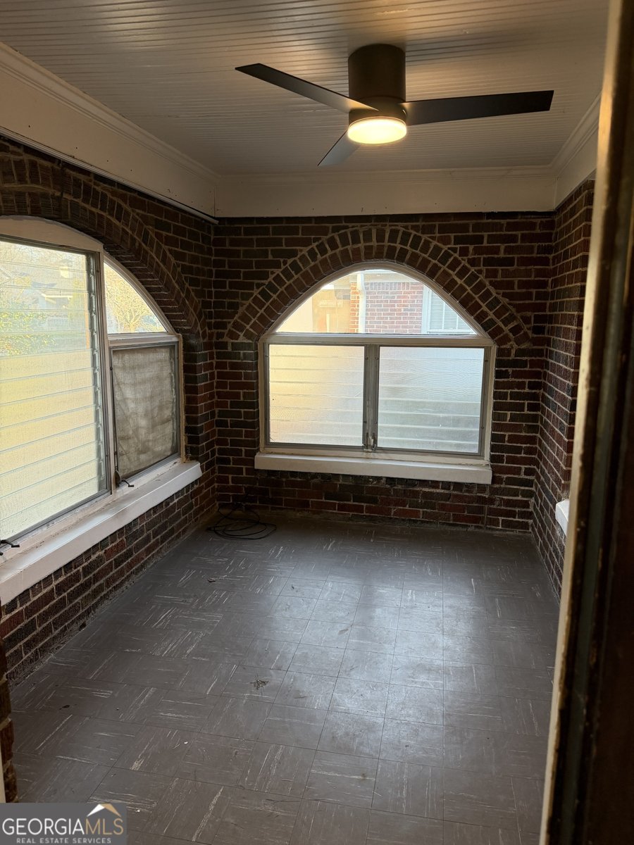 984 Woodbourne Drive Atlanta - Photo 6