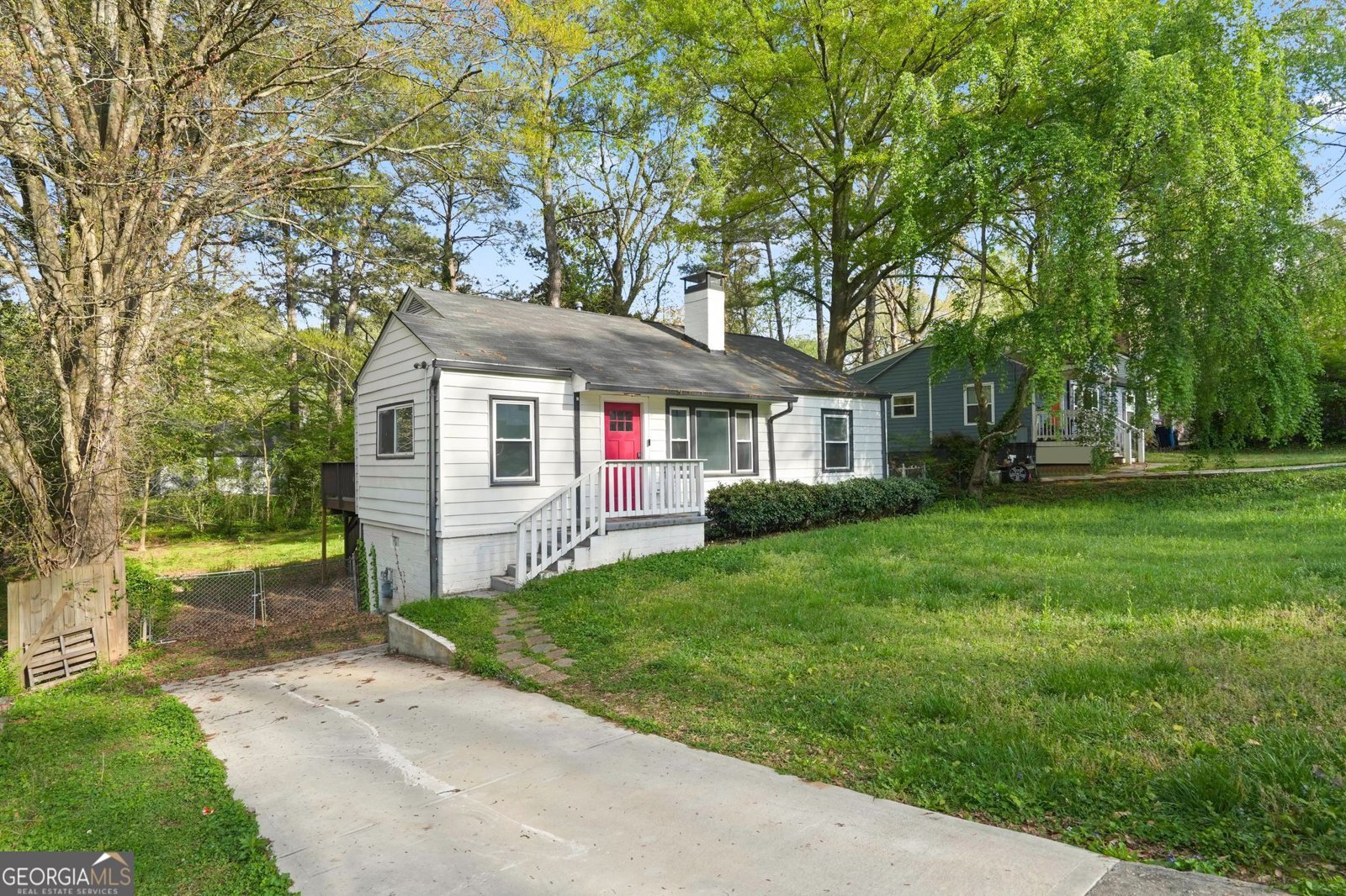 2132 Penrose Drive East Point - Photo 6