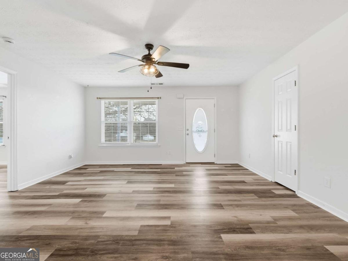 6785 Concord Road Cumming - Photo 11