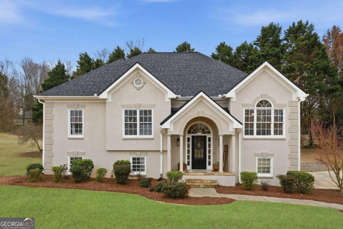 1970 Quail Hollow Drive Cumming - Photo 1