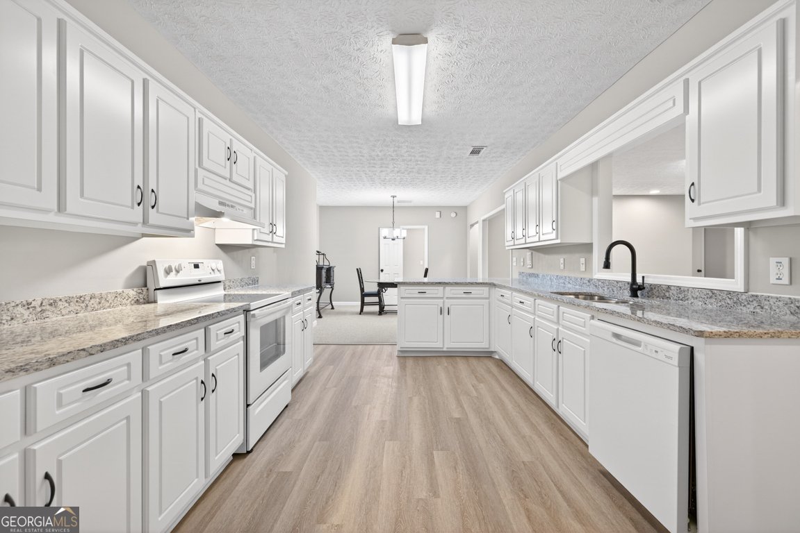 1194 Foster Road Statham - Photo 44