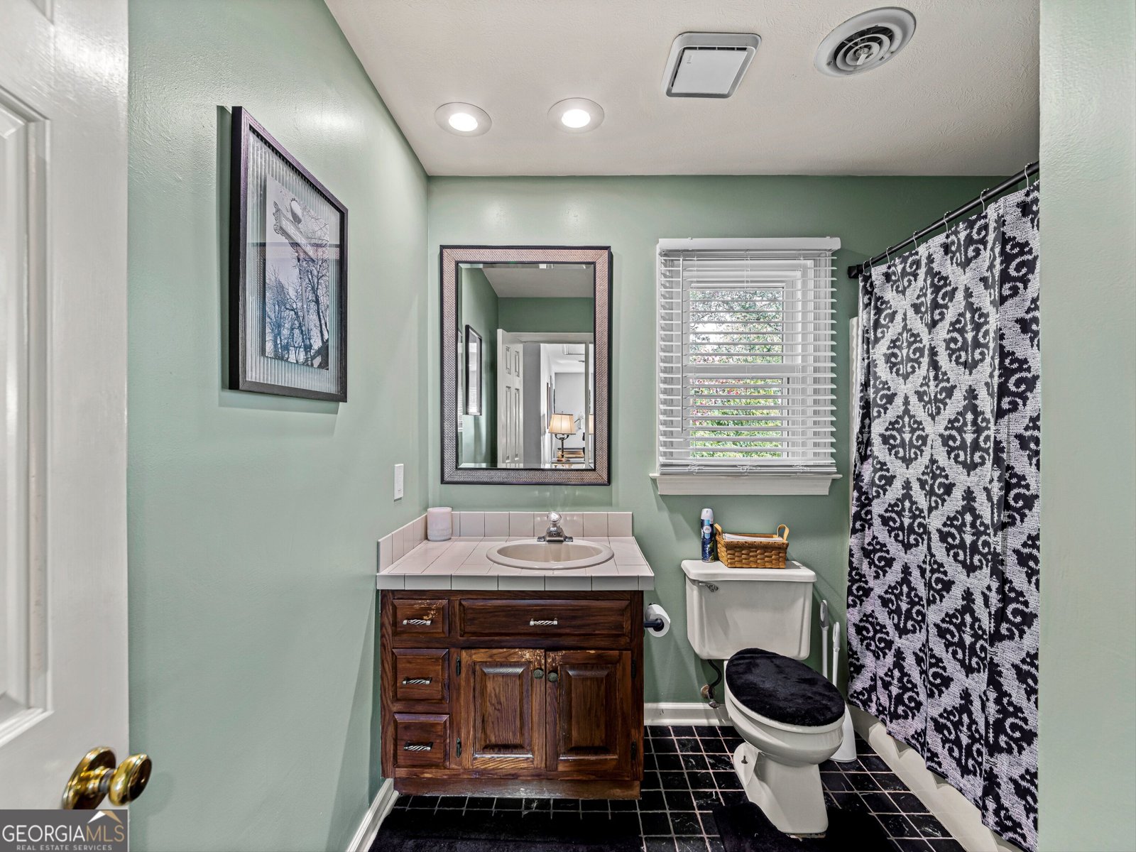 215 Pineywood Road Griffin - Photo 31