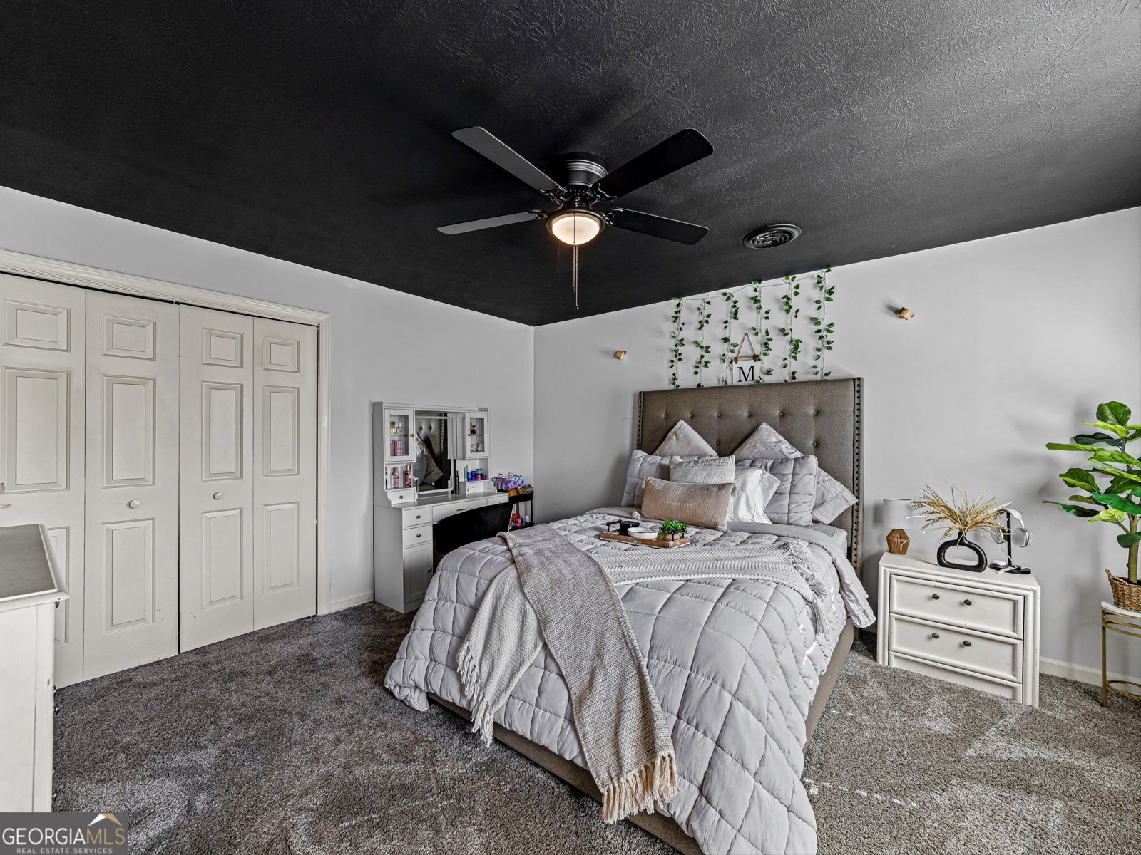 215 Pineywood Road Griffin - Photo 32