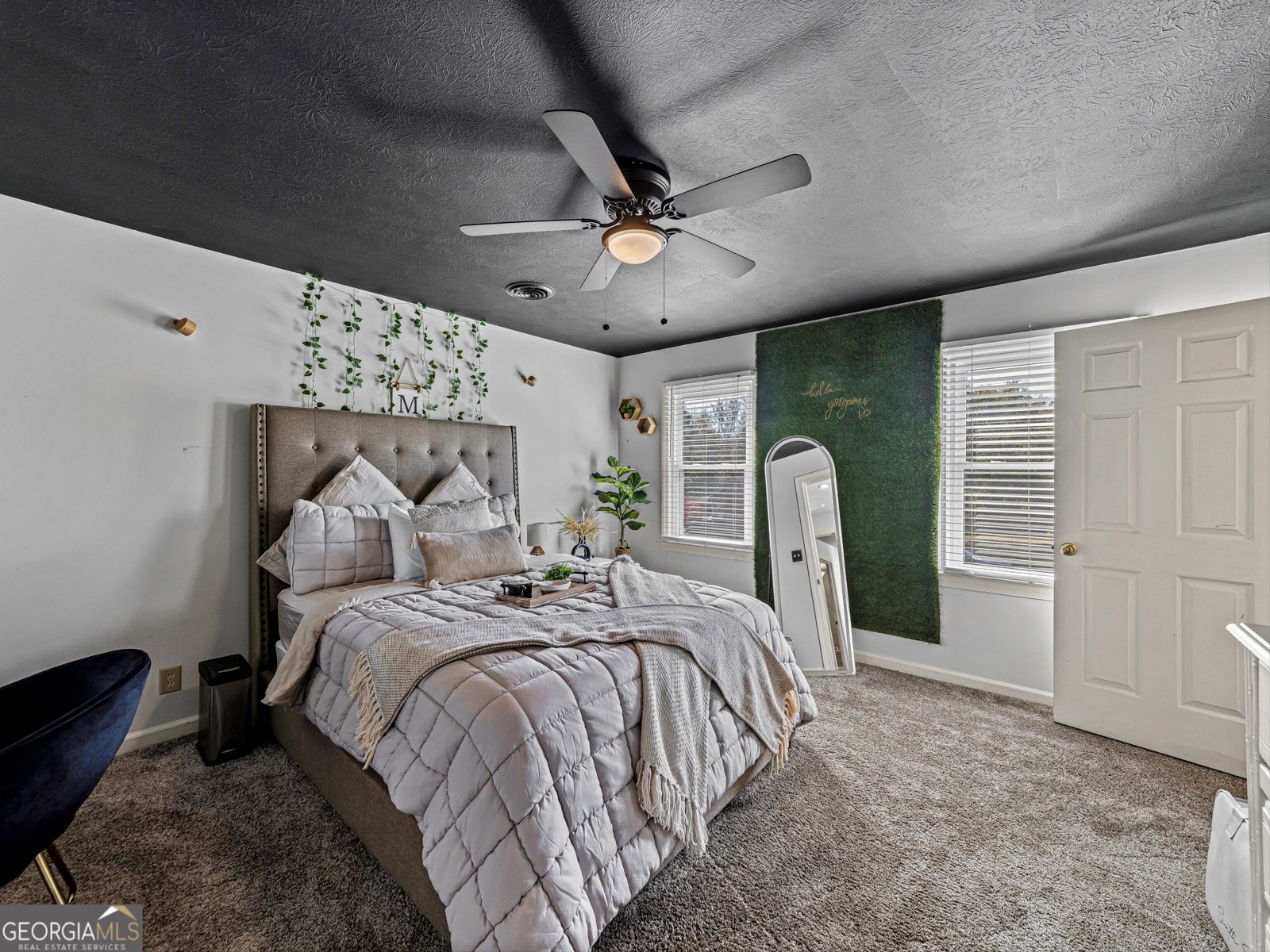 215 Pineywood Road Griffin - Photo 33