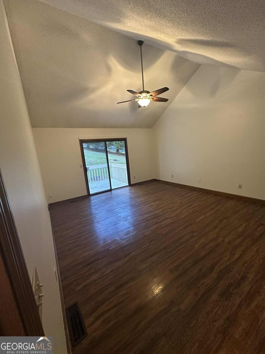 340 Farm Path Roswell - Photo 9