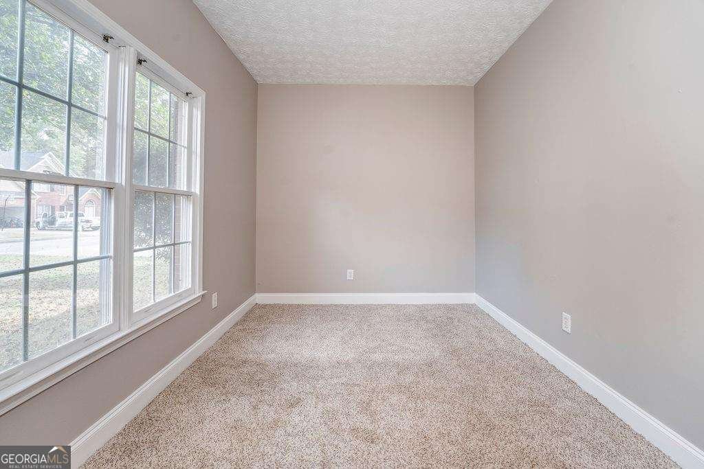 3090 Kings Drive Kennesaw - Photo 12