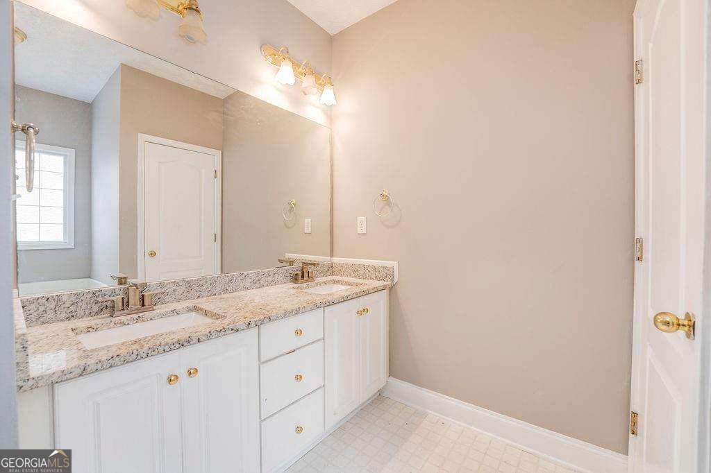 3090 Kings Drive Kennesaw - Photo 32