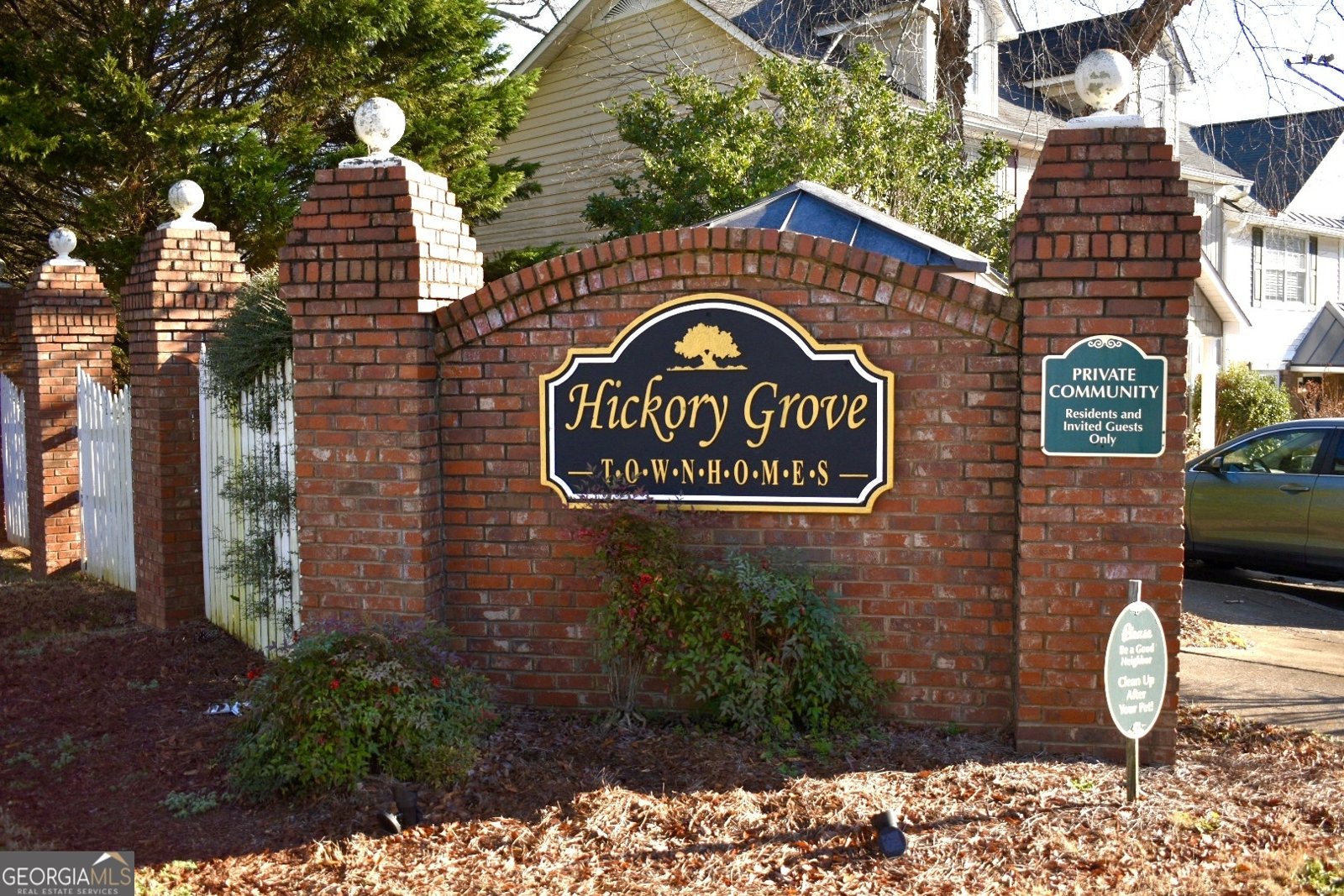 208 Park Street Dallas - Photo 1