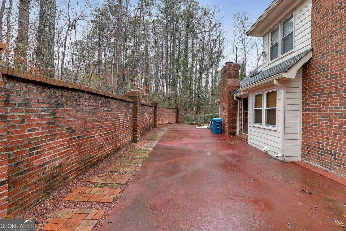 2250 Plantation Road Lawrenceville - Photo 7