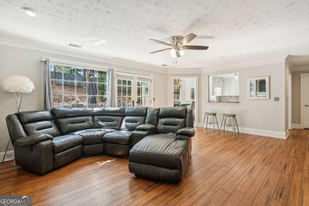 1210 Swan Mill Court Suwanee - Photo 11