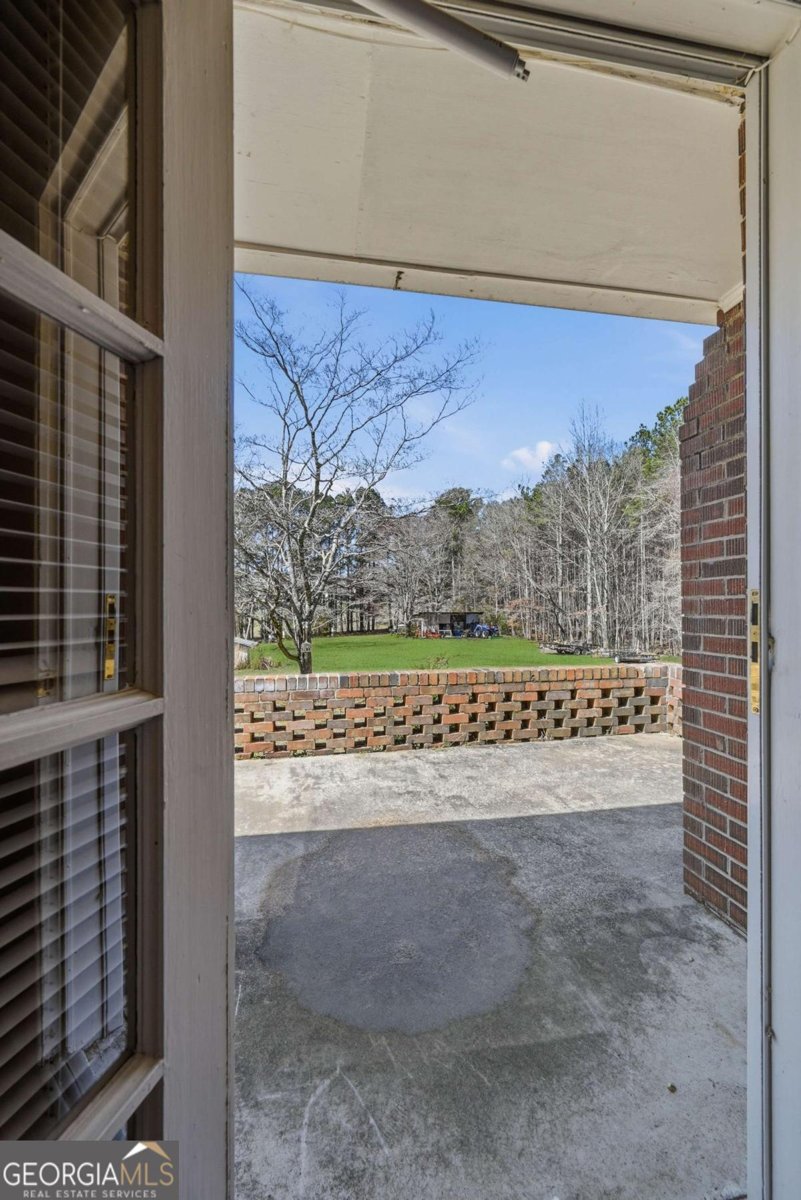 3325 Henderson Drive Cumming - Photo 8