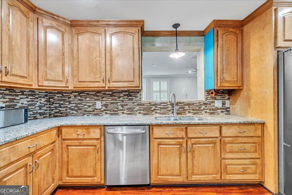 354 Pineview Road Gray - Photo 10